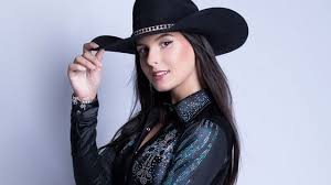 Ana Castela: Transparência na Voz